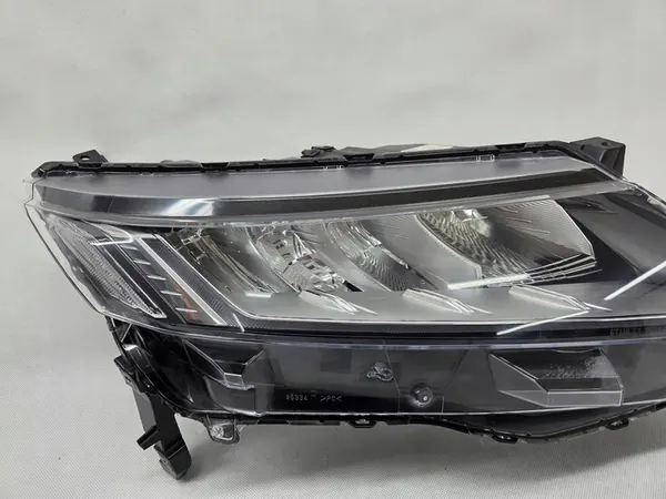 Luz Delantera Derecha Mitsubishi ASX 20- Full LED 8301D482 image 3