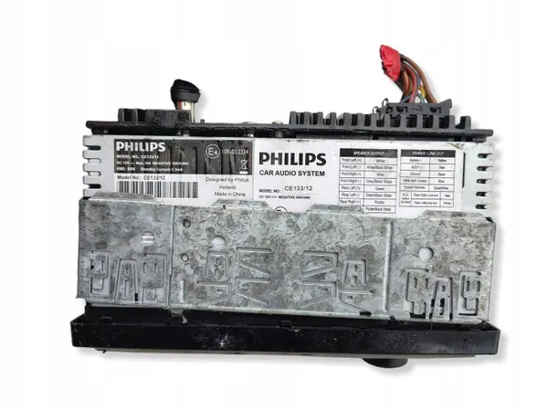 Radio AUX USB OEM SKO105147 para Mercedes Sprinter image 3