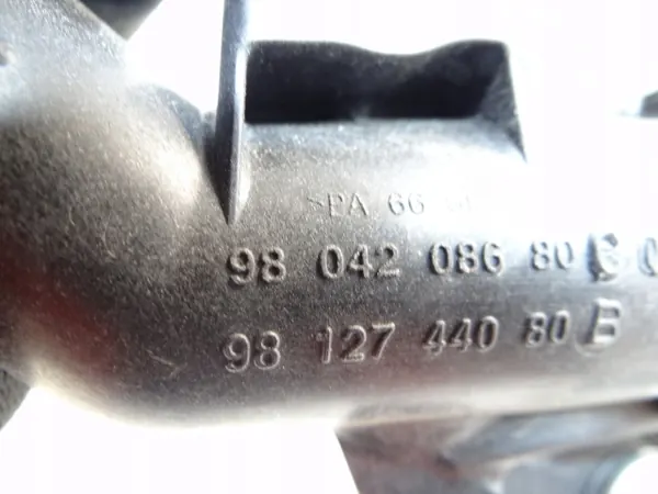 Boîtier de Thermostat Ford OEM 9820023280 Occasion image 10