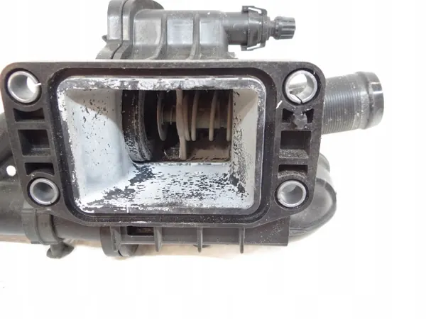 Boîtier de Thermostat Ford OEM 9820023280 Occasion image 3