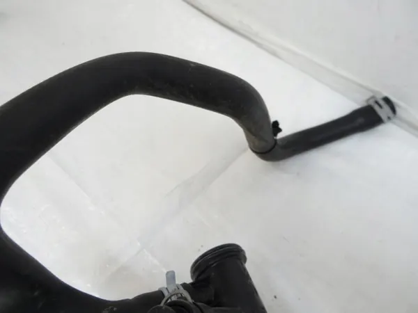 Boîtier de Thermostat Ford OEM 9820023280 Occasion image 8