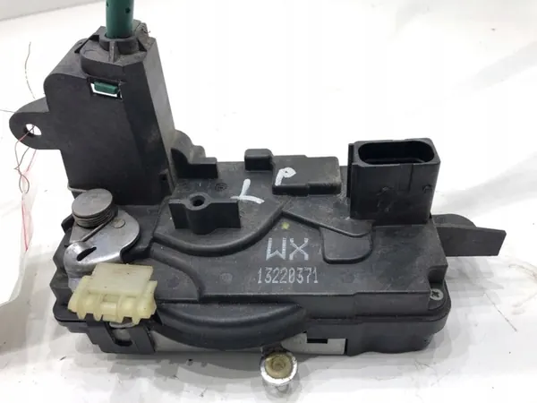 Fram vänster dörrlås Opel Zafira B 13220371 image 4