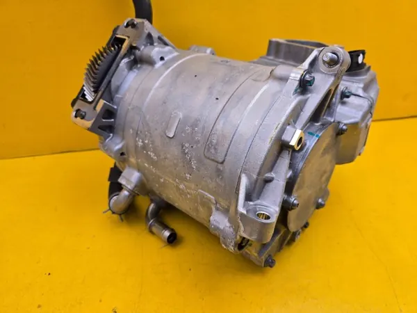 Motor elétrico Lynk & Co 01 OEM 8891099863 image 4