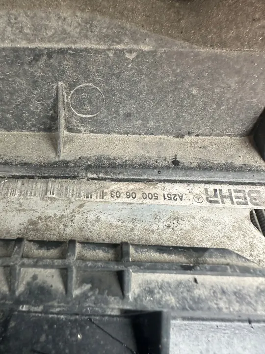 Radiador dianteiro completo Mercedes W164 image 10