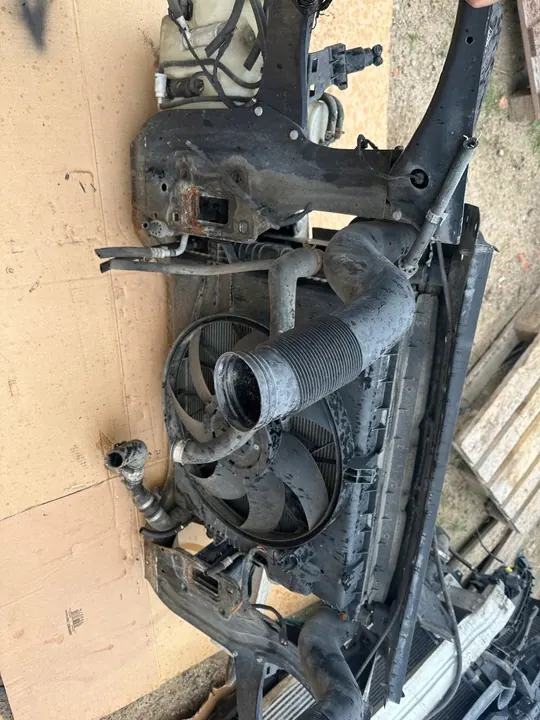 Radiador dianteiro completo Mercedes W164 image 4