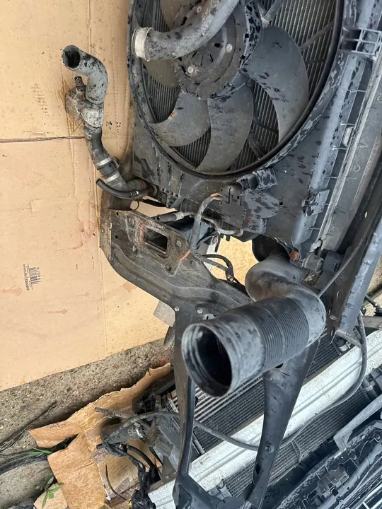 Radiador dianteiro completo Mercedes W164 image 6