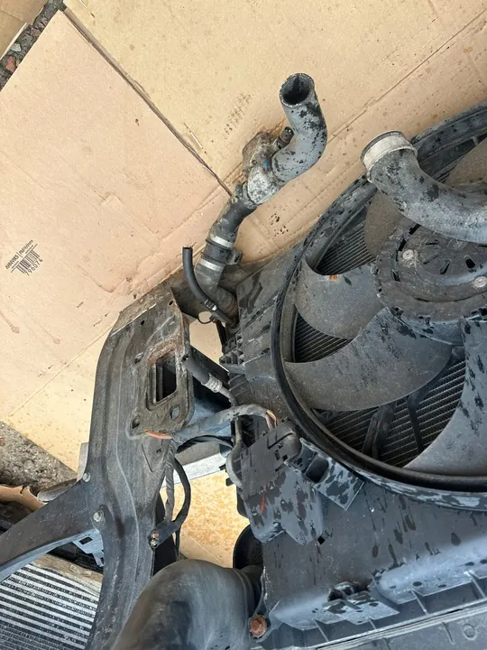 Radiador dianteiro completo Mercedes W164 image 7