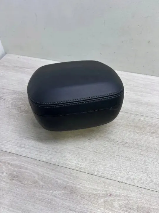 Reposacabezas Porsche Cayenne OEM 95852282200 - Usado image 5