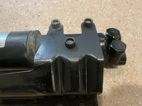 Distributeur Pneumatique Audi RS6 C7 OEM 4G0616813 image 6