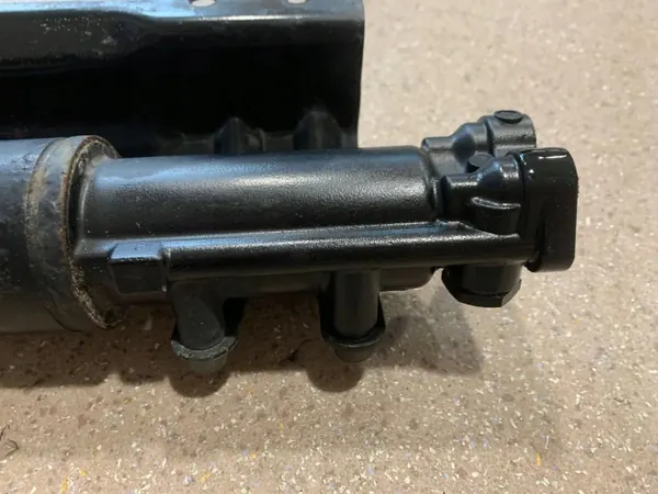 Distributeur Pneumatique Audi RS6 C7 OEM 4G0616813 image 7