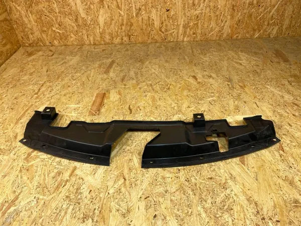 Nissan Juke II Gurtabdeckung vorne OEM 62322-6PA0A image 6