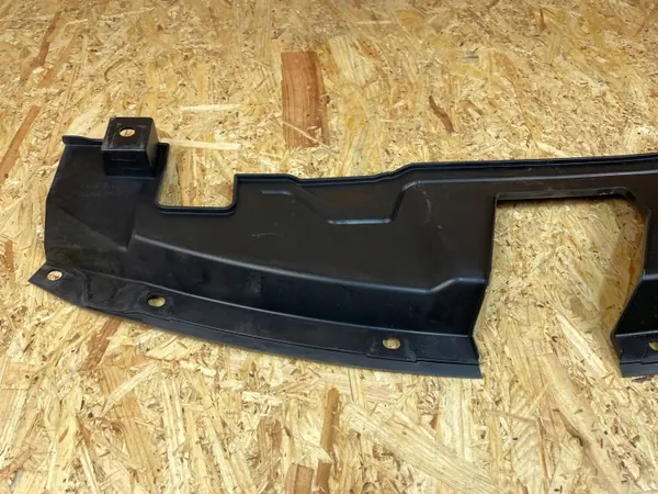Nissan Juke II Gurtabdeckung vorne OEM 62322-6PA0A image 8