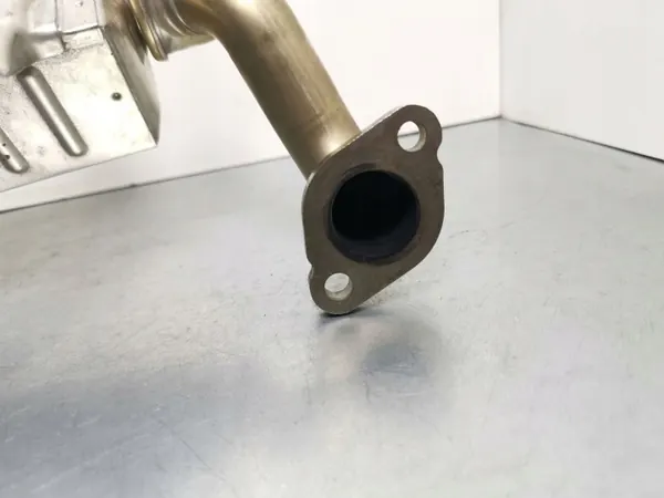 Arrefecedor EGR Toyota OEM FBZ6841 - Usado image 3