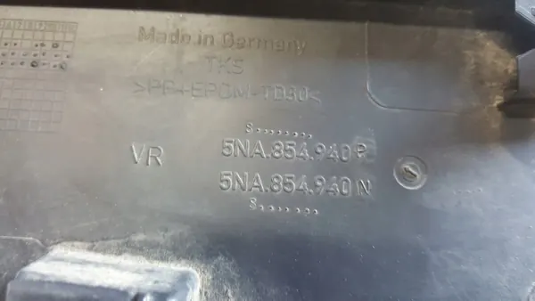 OEM 5NA854940 Oikea Etuoven Lista VW Tiguan II:lle image 10