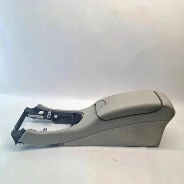 Reposabrazos Mercedes-Benz OE A2096800450 - Usado image 2