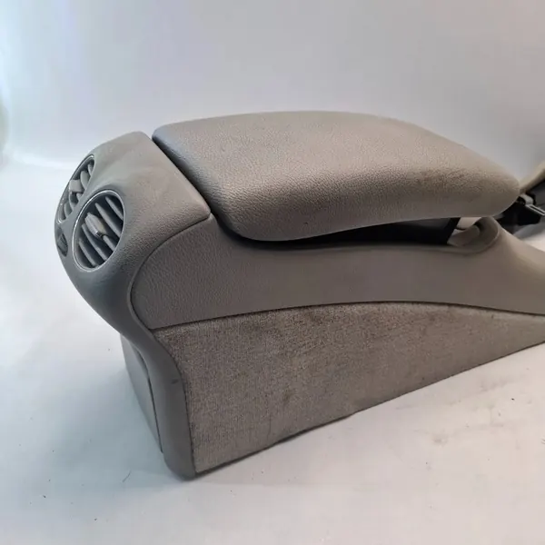 Reposabrazos Mercedes-Benz OE A2096800450 - Usado image 5
