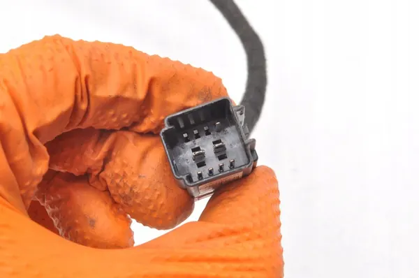 VOLVO XC60 I Baklucka Gasdämpare Höger OEM 31479628 image 6