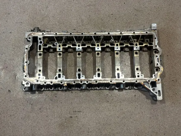 Peça motor BMW M4 F82 F83 OEM 7853848 image 2