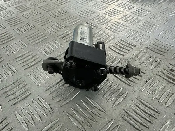 Motor Assento Condutor Opel Astra L OEM image 8