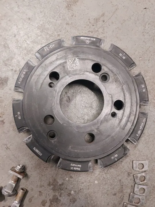 Bromsskivringsmontering Mercedes AMG GT OEM A2314211612 image 3