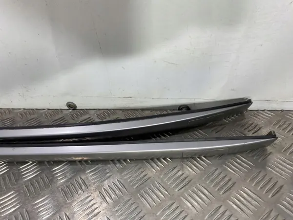 Barras de techo Hyundai i40 OEM FBZ22295 - Usado image 10