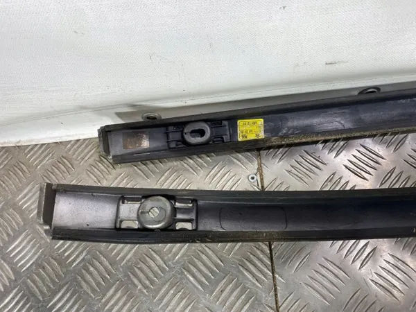 Barras de techo Hyundai i40 OEM FBZ22295 - Usado image 8