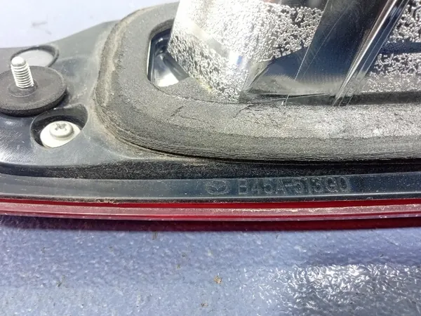 Mazda 3 III BM Sedán Luz Interior Trasera Izquierda image 4