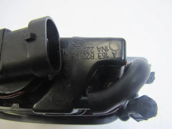 Voorste rechter mistlamp Mercedes-Benz ML W163 A1638200428 image 5