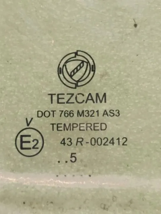 Vidro traseiro esquerdo Fiat OE OEM DOT766M321AS3 Usado image 2