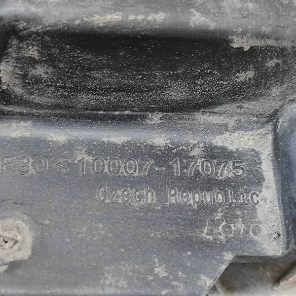 Support de phare avant gauche AUDI Q5 (8R) 8R0941454 image 6