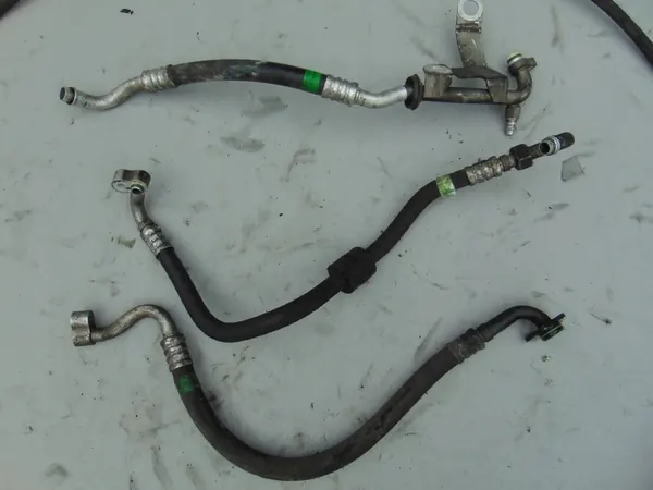 Mercedes E-luokka W210 2.6 V6 Ilmastointiputki image 2