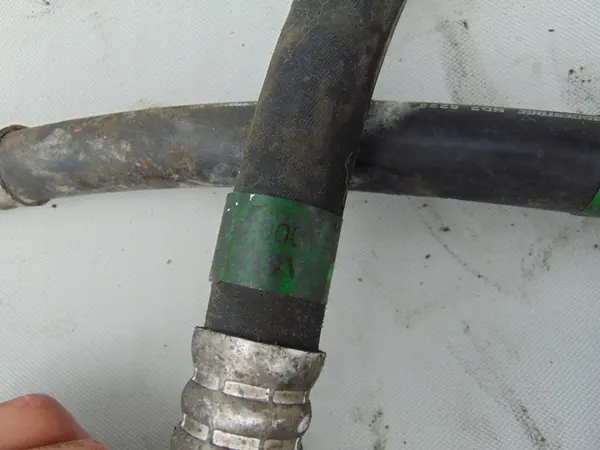 Mercedes E-luokka W210 2.6 V6 Ilmastointiputki image 9