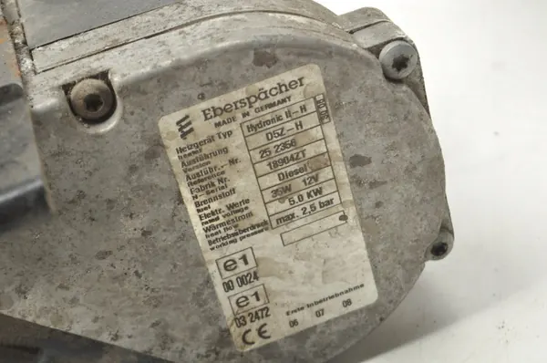Chauffage Webasto OEM 252356 pour Toyota Corolla E12 image 3
