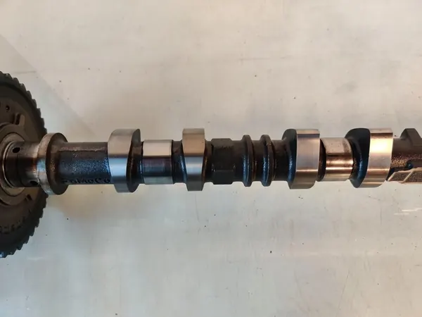 Engranaje de árbol de levas de escape + eje Jaguar XE 2.0 Turbo image 5