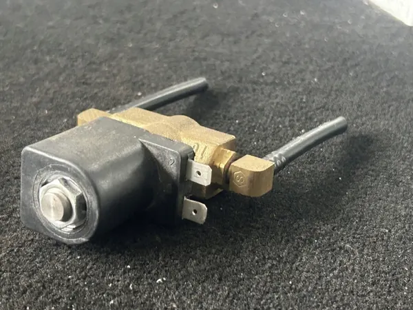 FIAMM Spule TIPO EV-DB 24V Mercedes Actros MP4 A0049979736 image 4