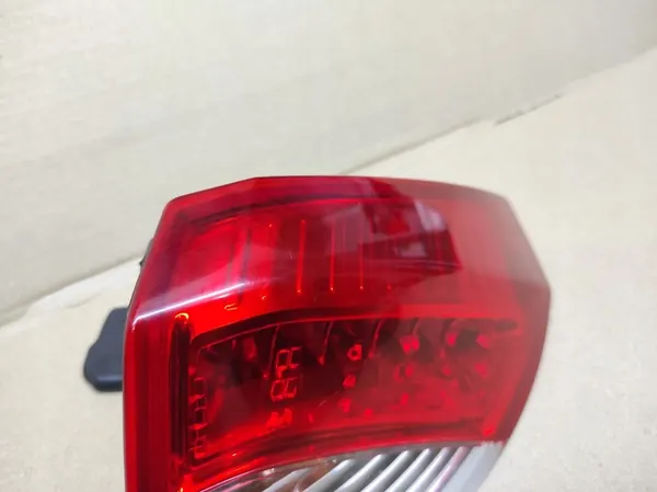 Höger baklykta Renault Laguna III Hatchback image 3