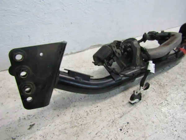 Gancho de reboque elétrico OEM A2433100300 Mercedes EQA W243 image 7
