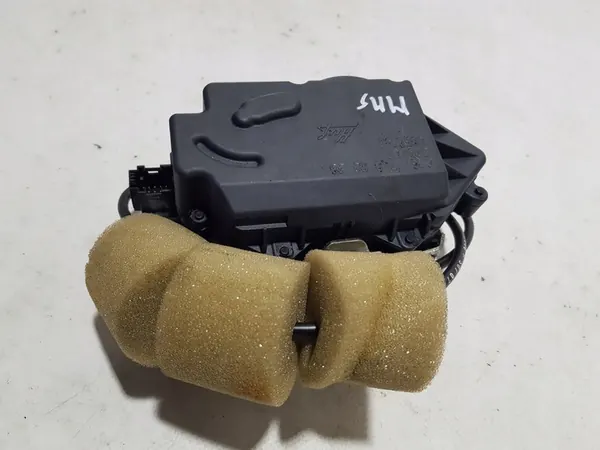 Bagagelås Mercedes ML W164 W251 image 2