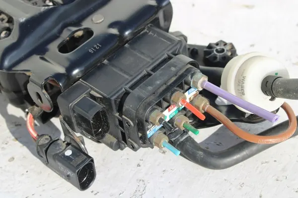 Compresseur Audi A8 OEM 4H0616005D Occasion image 7