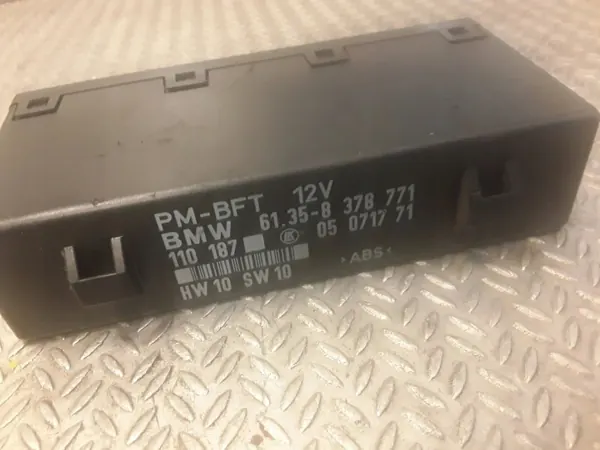 BMW Keskuslukitusmoduuli OEM 8378771 7-sarja E38 image 3