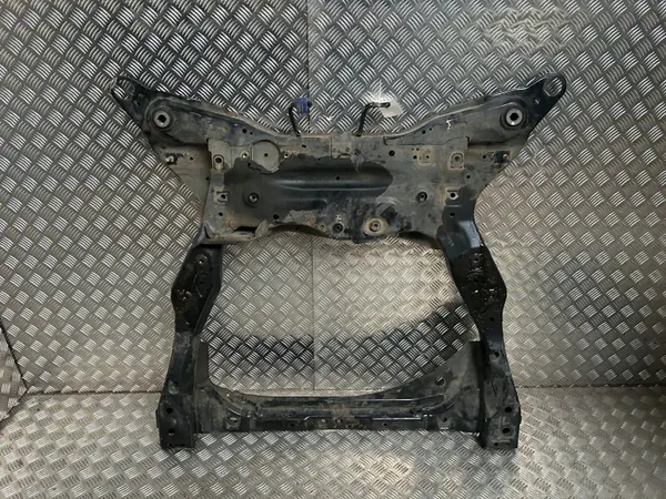 Volvo XC90 2017 Subchasis delantero OEM 31476599 image 2