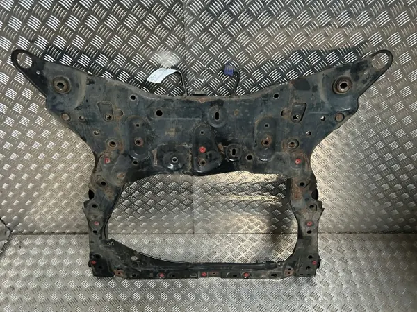 Volvo XC90 2017 Subchasis delantero OEM 31476599 image 4