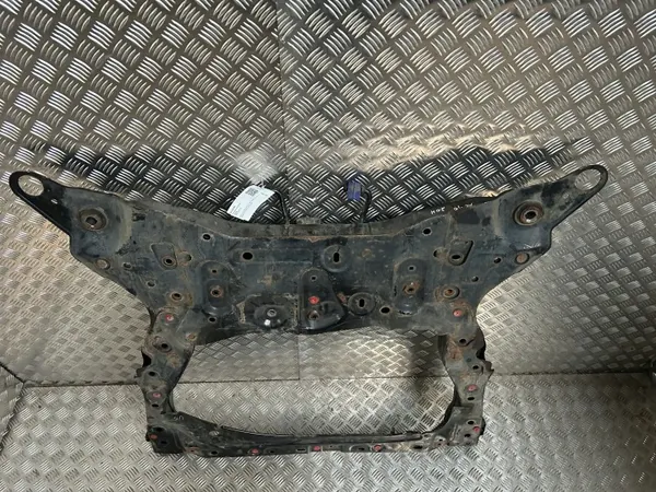 Volvo XC90 2017 Subchasis delantero OEM 31476599 image 5