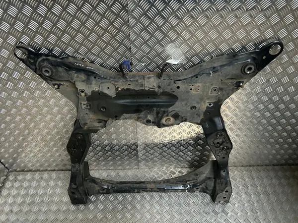 Volvo XC90 2017 Subchasis delantero OEM 31476599 image 7