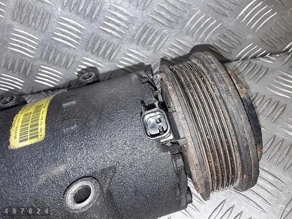 Compresor de aire acondicionado Ford Focus 2014 image 6