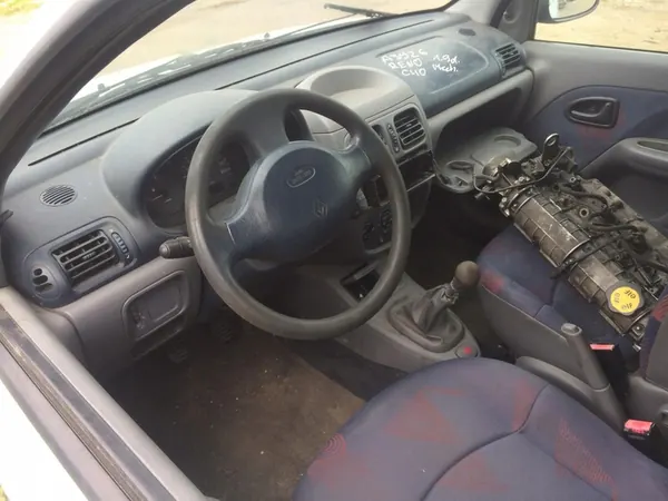 Ordinateur de moteur Renault Clio 2000 1.9L 7700868300 image 8