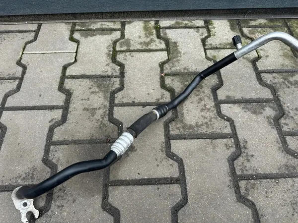 AUDI A6 C6 3.2 FSI Déshydrateur AC 4F0820191B image 2