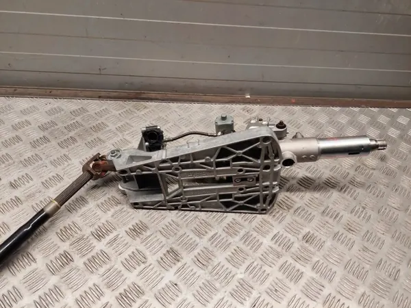 Tesla Model S Ohjauspylvään risti OEM A2044601416 image 6
