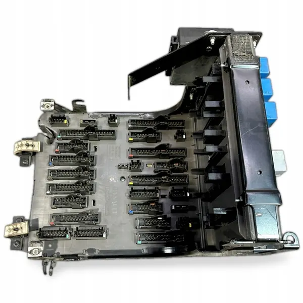 Zekeringkast OEM 5010466930 voor Renault Trucks image 7