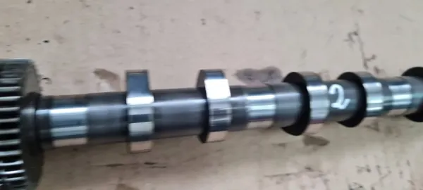 Arbre à cames Audi OE pour A6 C7 3.0 TDI Échappement image 3